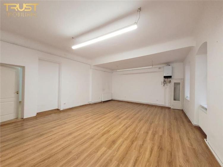 Birou, de 60 mp, în Ultracentral