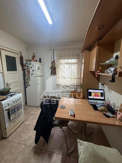 Apartament cu 2 camere semidecomandat în Steaua