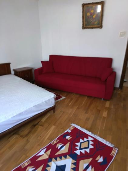 Apartament cu 2 camere decomandat în Mărășești