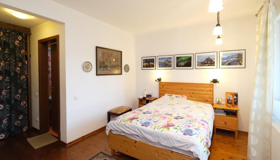 Casă individuală cu 5 camere cu Canalizare în Corbeanca