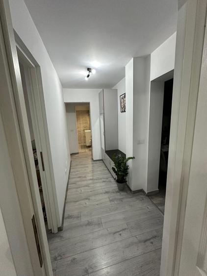 Apartament cu 3 camere decomandat în Șagului