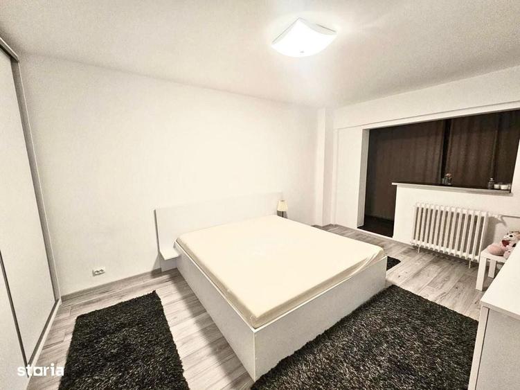 Apartament cu 3 camere decomandat în Drumul Taberei