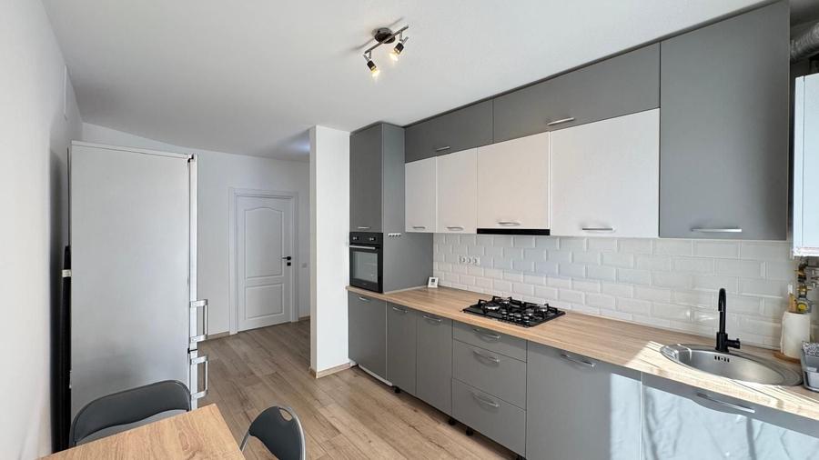 Apartament cu 2 camere decomandat, mobilat în Grigorescu
