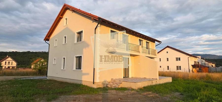 Casa 4 camere 2 bai 118 mp utili Talmaciu - 12