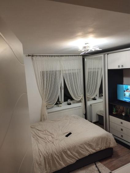 Apartament cu 2 camere decomandat în Exterior Vest