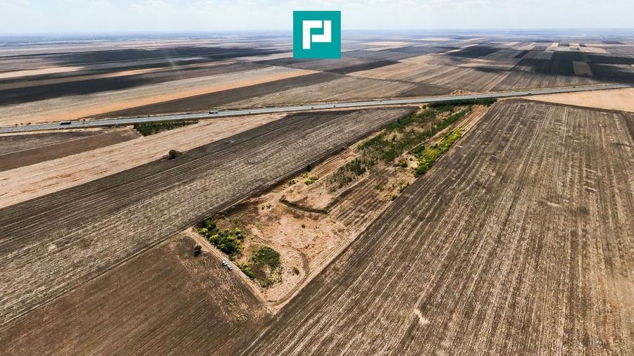 Teren agricol extravilan de 63593 mp, în Periferie