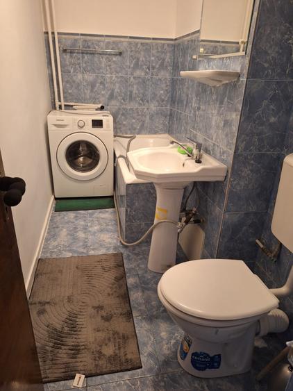 Garsonieră decomandată, mobilată în Tei