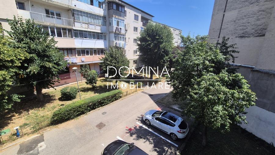 Apartament cu 3 camere decomandat, mobilat în 1 Mai