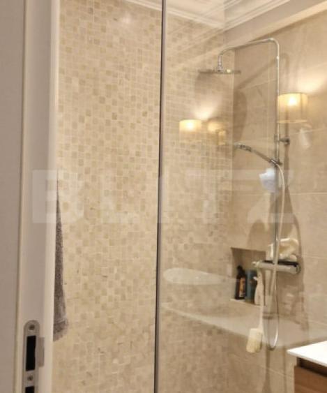 Apartament 3 camere + parcare, central - 1