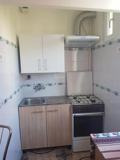 Apartament cu 2 camere semidecomandat în Gara de Est