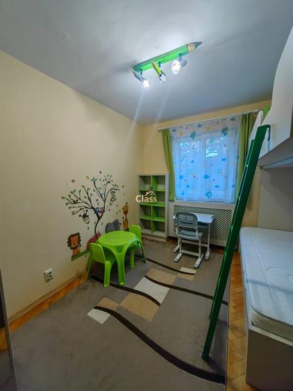 Apartament cu 3 camere semidecomandat, mobilat în Gheorgheni