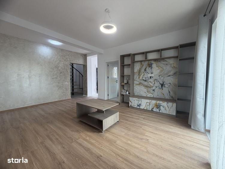 Casă cu 4 camere în Gagu