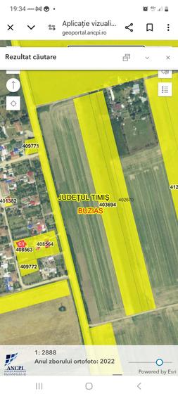 Teren de 11600 mp, în Central