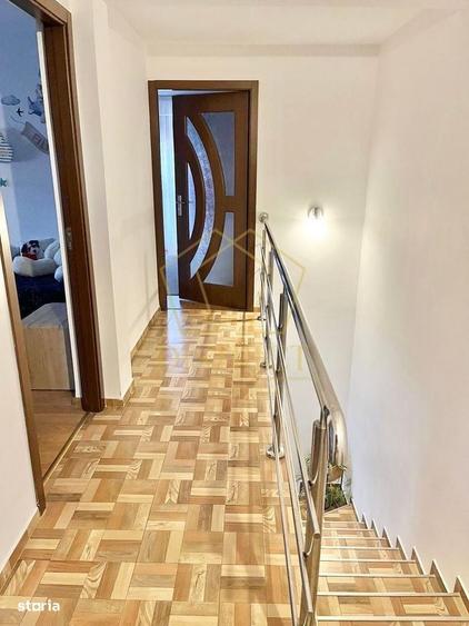 Casă cu 4 camere în Central