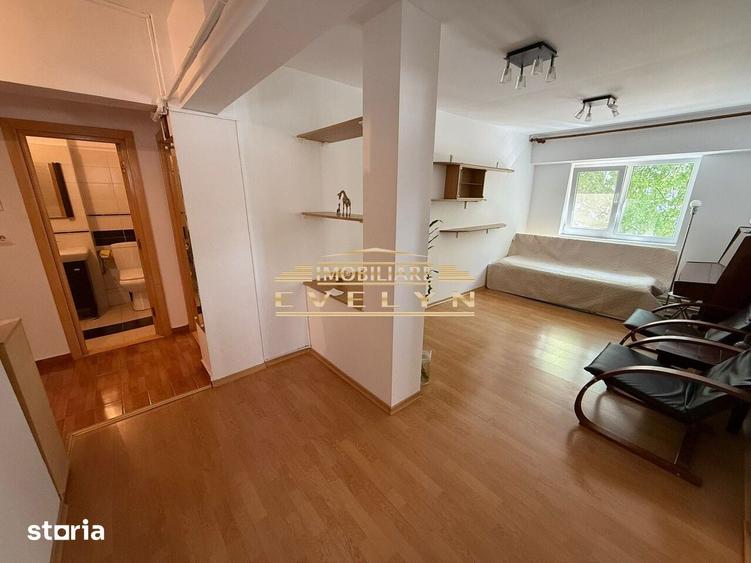 Apartament cu 3 camere decomandat în Central