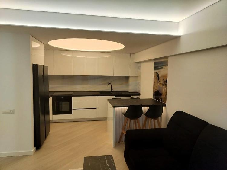 Apartament cu 3 camere decomandat, mobilat în Aviației — fotografia 3