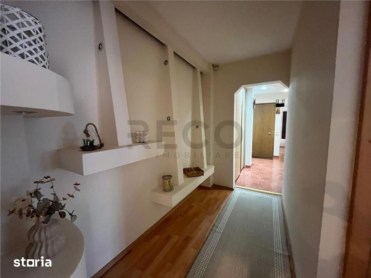 Apartament cu 3 camere decomandat în Nufărul