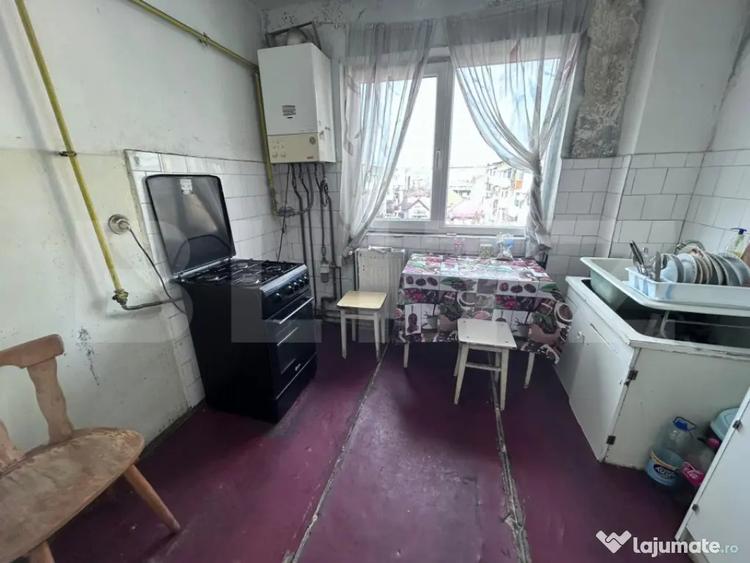 Apartament cu 2 camere semidecomandat în Plopilor
