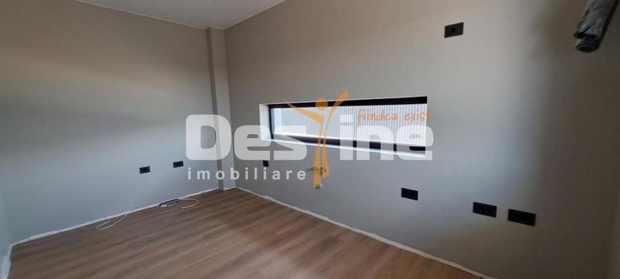 Casă cu 4 camere cu Teren 394 Mp în Miroslava