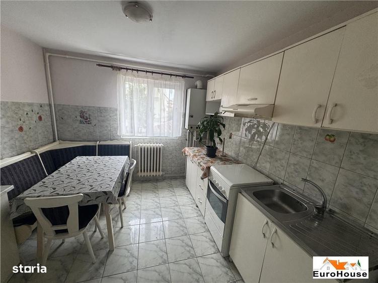 Apartament cu 2 camere în Cetate