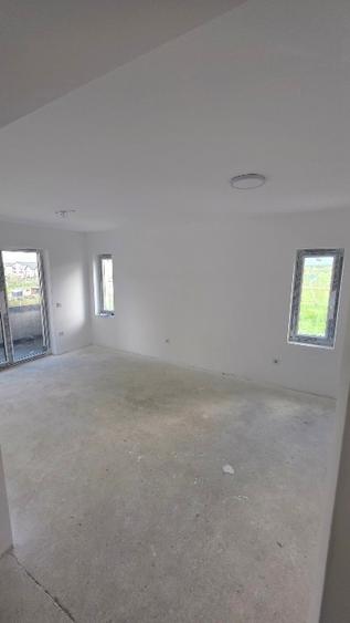 Apartament cu 2 camere decomandat în Mihai Viteazul