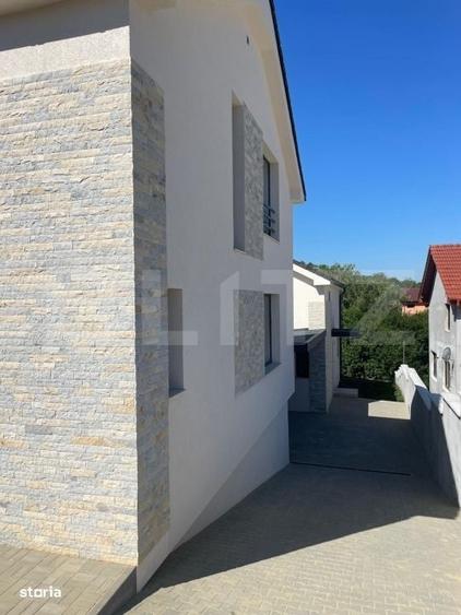 Casă cu 4 camere în Sânnicoară