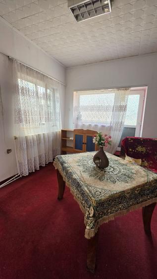 Casă cu 3 camere cu Teren 65 Mp în Central