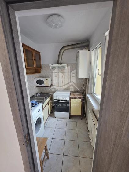 Apartament cu 2 camere nedecomandat în Micro II