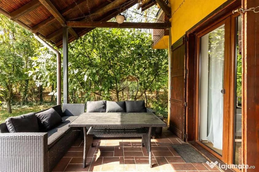 Casă cu 6 camere cu Teren 751 Mp în Corbeanca