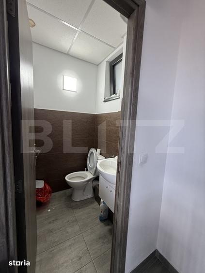 Spațiu comercial, de 25 mp, în Central