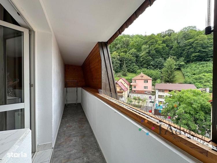 Apartament cu 3 camere decomandat în Centrul Istoric