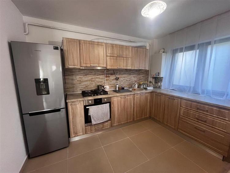 Apartament cu 2 camere decomandat, mobilat în Popas Păcurari