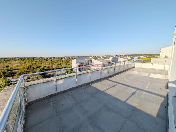 Apartament cu 2 camere semidecomandat în Băneasa