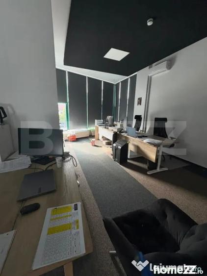 Apartament cu 7 camere decomandat în Șagului