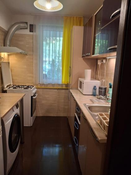 Apartament cu 2 camere decomandat în Brâncoveanu