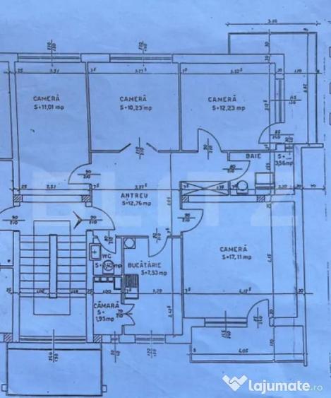 Apartament 4 camere decomandat, etaj intermediar, Splaiul Cr - 1