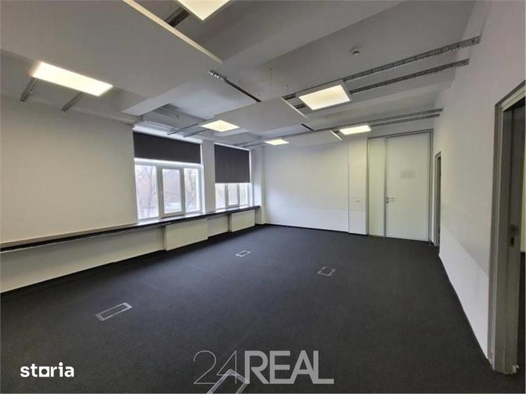 Spațiu comercial, de 835 mp, în Industriilor