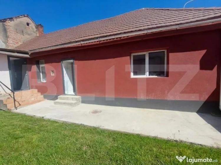 Casă cu 3 camere cu Teren 255 Mp în Central
