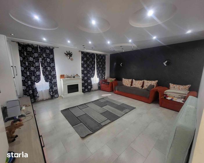 Casă cu 3 camere cu Teren 300 Mp în Gherăiești