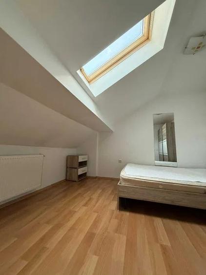 Apartament cu 2 camere semidecomandat în Mărăști