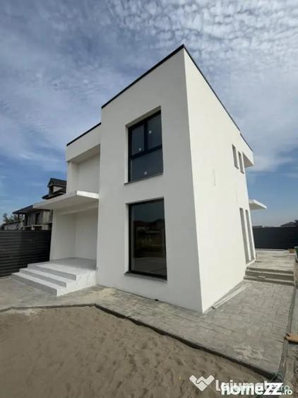 Casă cu 4 camere cu Teren 450 Mp în Central