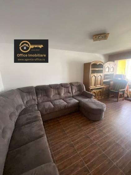 Apartament cu 3 camere în Traian