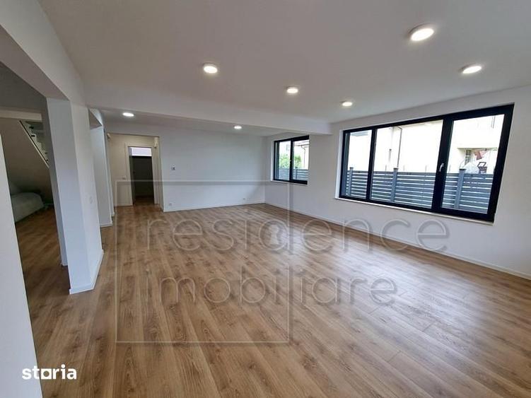 Casă cu 6 camere cu Teren 300 Mp în Gheorgheni