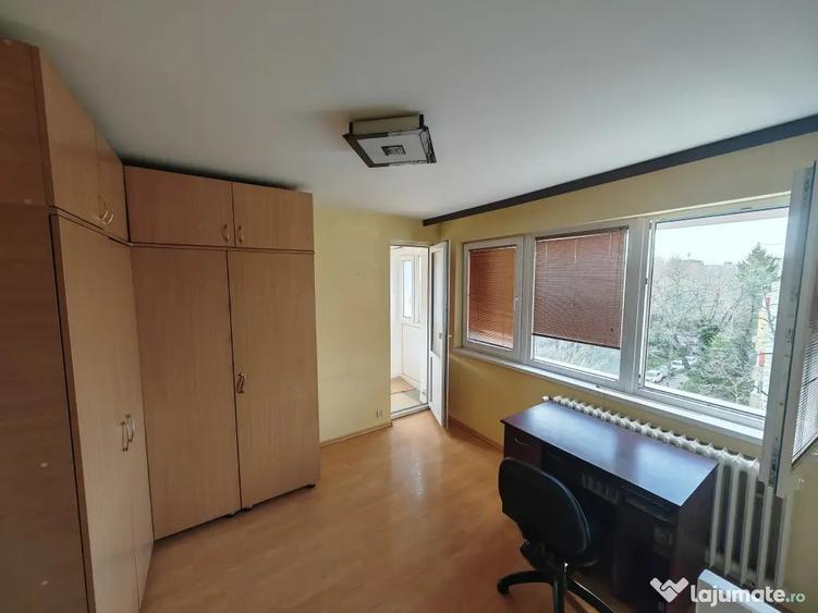 Apartament cu 2 camere semidecomandat în Titan