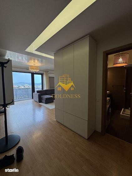 Apartament cu 3 camere în Zorilor