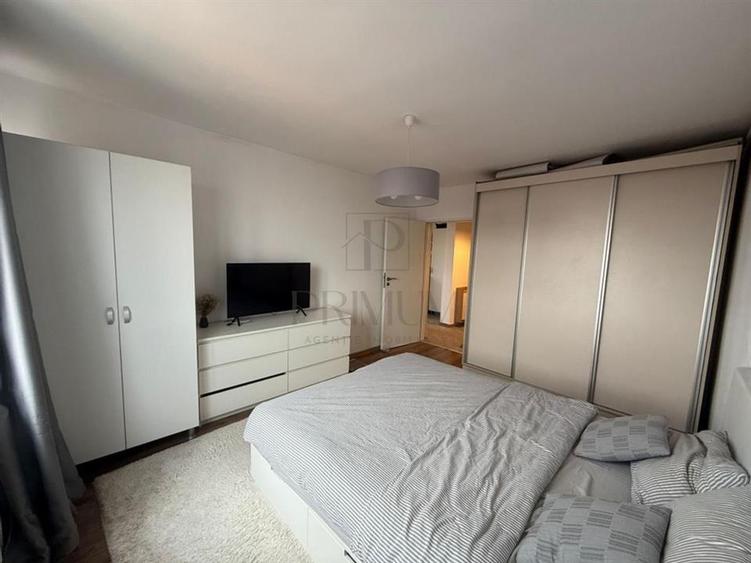Apartament cu 2 camere decomandat, mobilat în Olimpia-Stadion