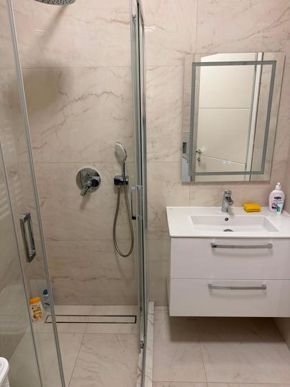 Apartament cu 4 camere decomandat în Sat Vacanță