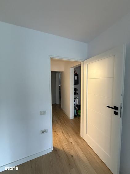 Apartament cu 3 camere decomandat în Între Lacuri