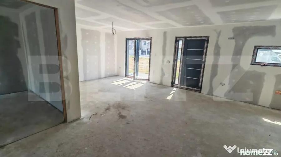 Casă cu 3 camere cu Teren 600 Mp în Central
