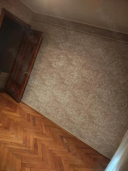 Apartament cu 4 camere semidecomandat în Ultracentral